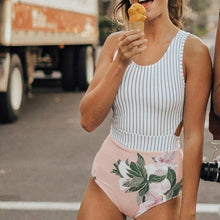 Load image into Gallery viewer, One Piece Swimsuit With Stripe Pattern